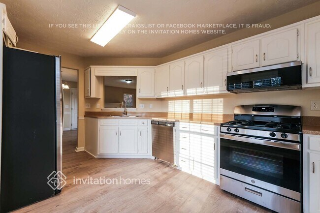 Building Photo - 580 Saddle Path Bend