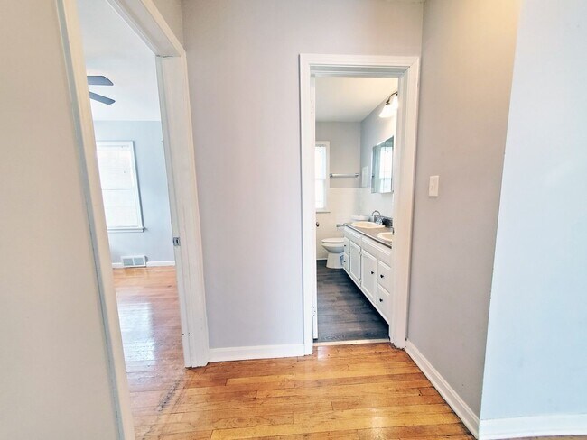 Building Photo - 4095 Bluestone Rd