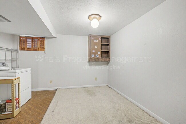 Building Photo - 8911 Field St