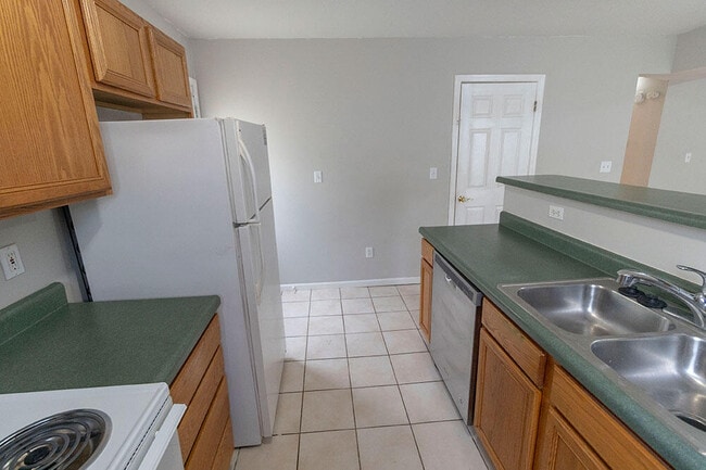 Building Photo - 5981 E Limoges Dr