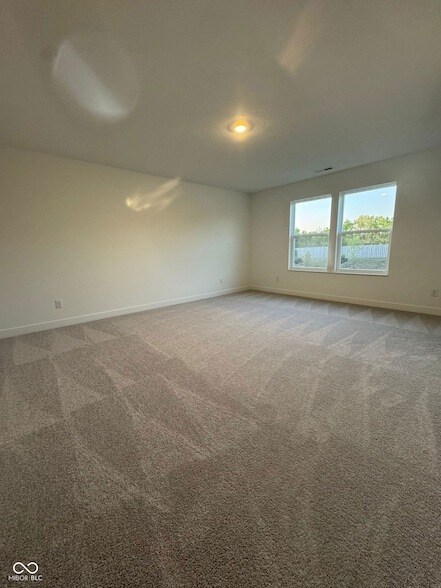Building Photo - 15354 Farrington Rd