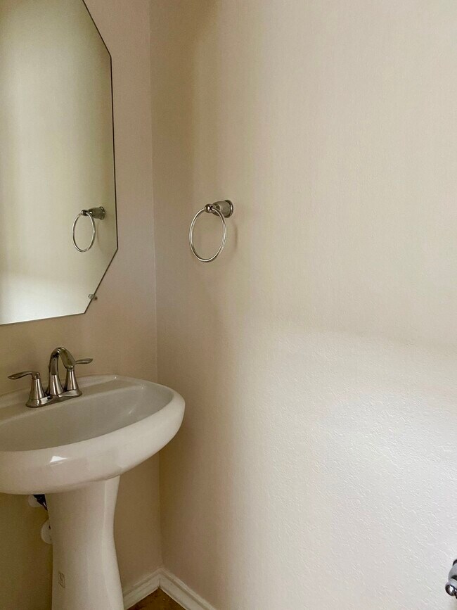 Building Photo - 6407 Densberry Ln