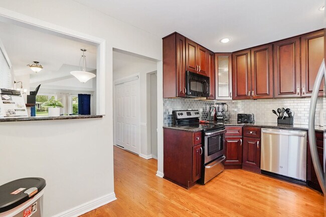 Building Photo - 234 Voltz Rd