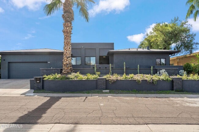 Building Photo - 9046 N 28th St