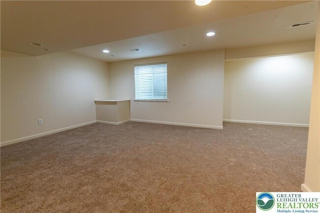 Building Photo - 241 Snapdragon Way