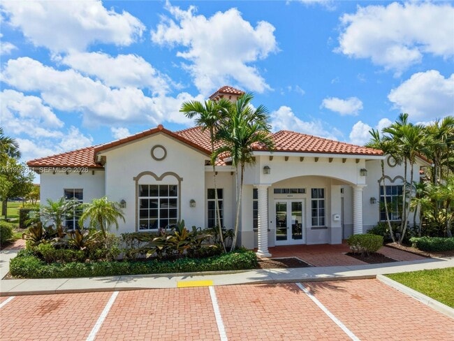 Building Photo - 6011 Woods Edge Cir