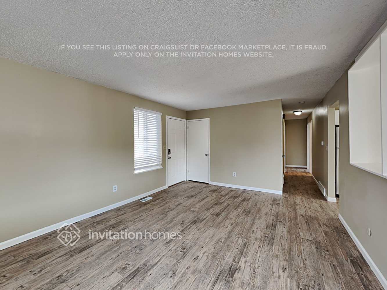 Building Photo - 16372 E Brown Dr