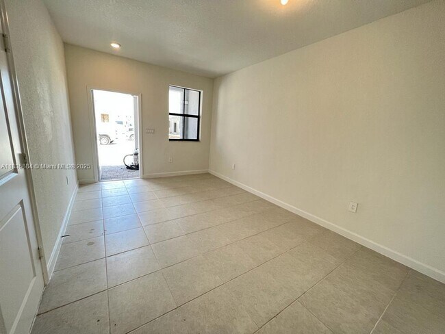 Building Photo - 13378 SW 286th St