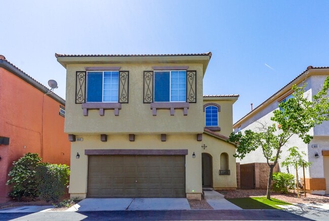 Primary Photo - 3 Bedroom And Loft Southwest Gated Communi...