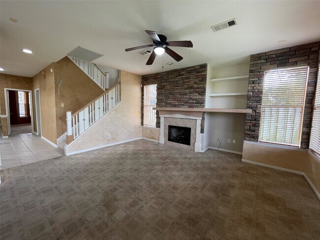 Building Photo - Velasco Court, Sienna, TX 77459 - 4 BR 3.5 BA single-family home