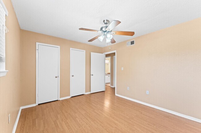 Building Photo - 1530 Eagle Lake Rd
