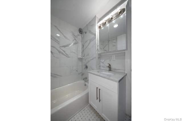 Building Photo - 29 Locust St