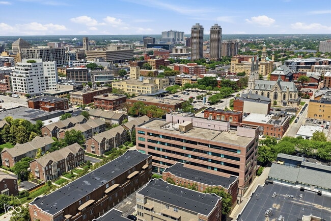 Building Photo - 225 N New Jersey St