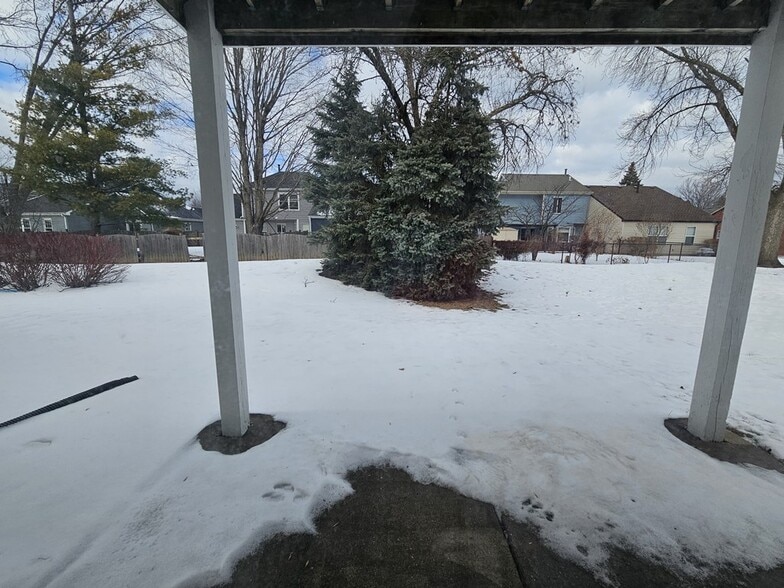 Building Photo - 1241 Bradwell Ln