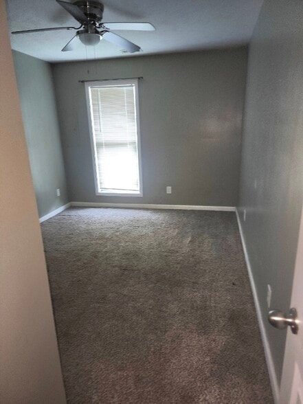 Building Photo - 5764 Aftonshire Dr