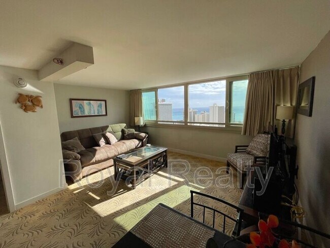 Building Photo - 445 Seaside Ave