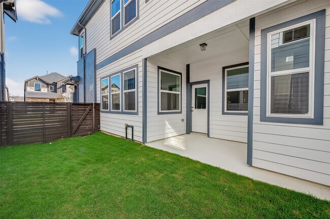 Building Photo - 3358 City Heart Ave