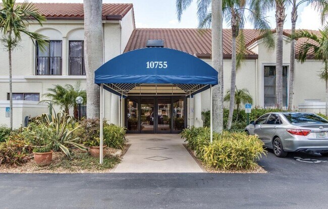 Building Photo - 10756 Bahama Palm Way