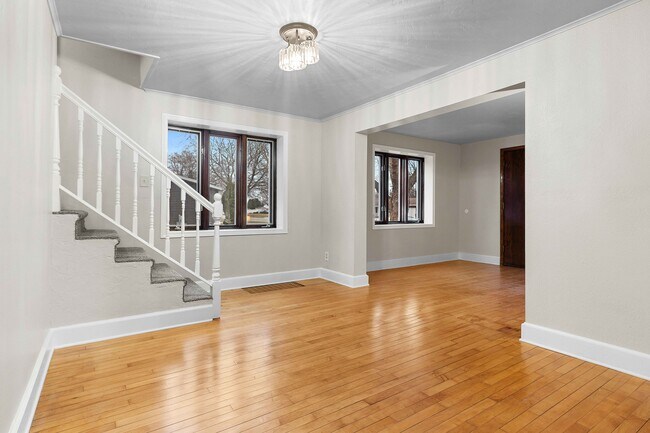 Beautiful Stairways - 1126 Grant St