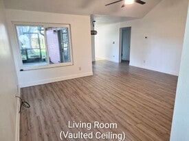 Building Photo - 3445 Fox Crossing Dr