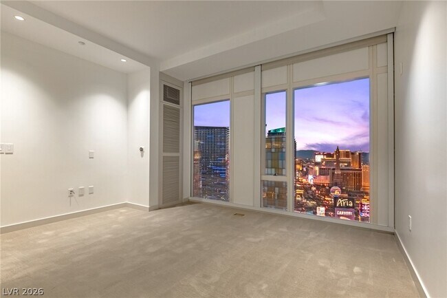Building Photo - 3750 S Las Vegas Blvd