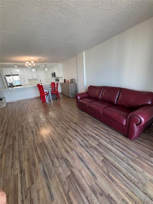 Building Photo - 3800 S Ocean Dr