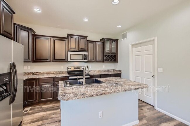 Building Photo - 2484 Coach House Loop