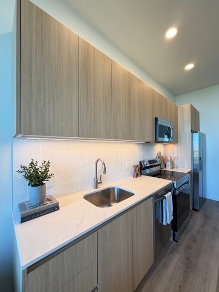 Building Photo - 91 NW 26th St