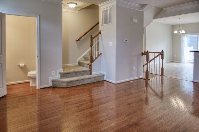 Building Photo - 2704 Egret Way