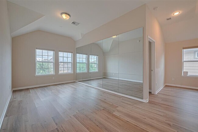 Building Photo - 3214 Windsor Ranch Ln