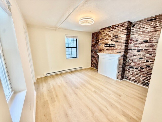 Primary Photo - 7 Tileston St