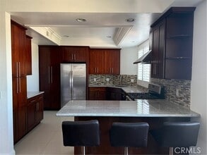 Building Photo - 116 N Swall Dr