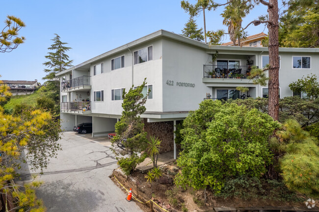 Building Photo - 422 Portofino