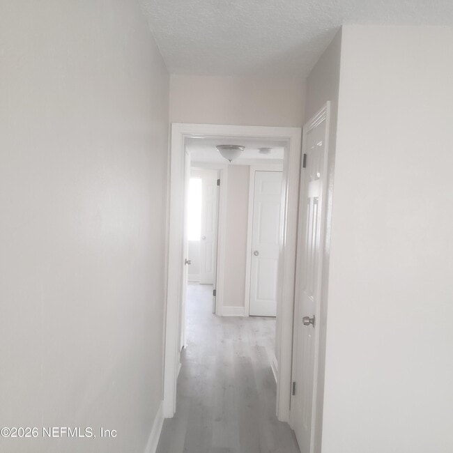 Building Photo - 5531 Agra Ct