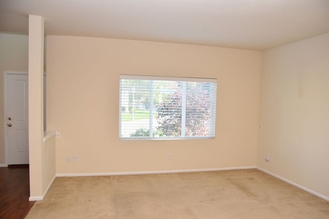 Building Photo - 18034 16th Ave Ct E