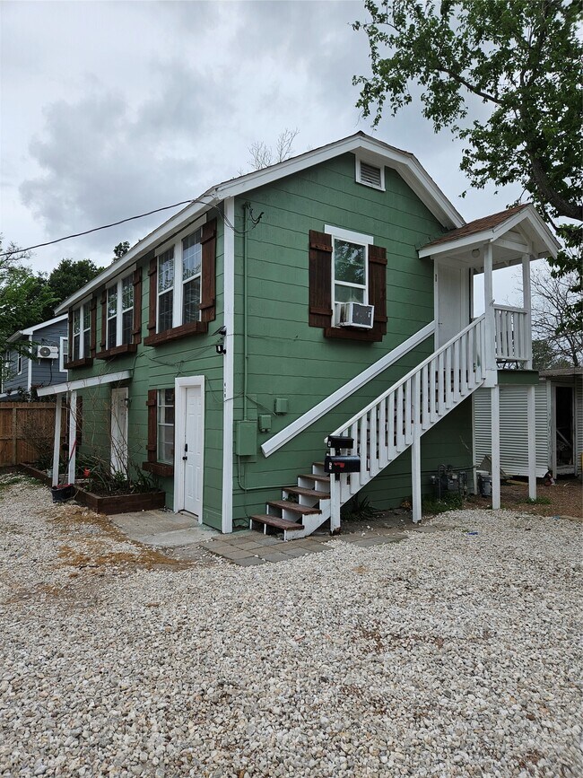 Building Photo - 408 Randall St