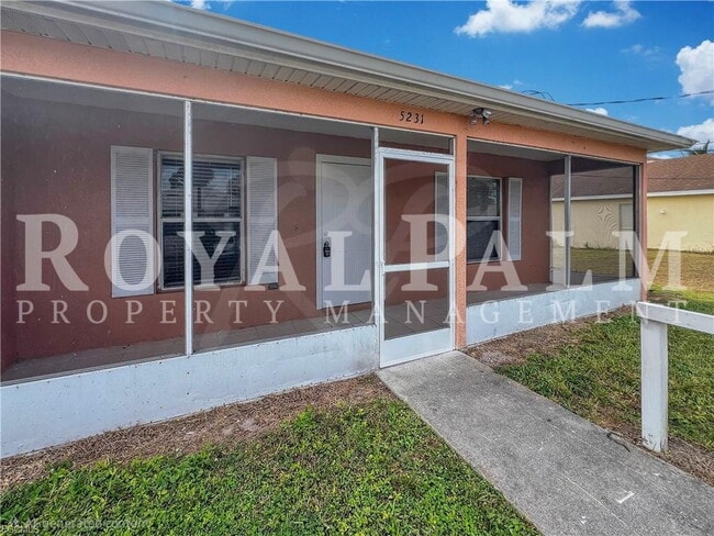 Building Photo - $350 Off First Month’s Rent if You Apply by Feb 28th - Make Yourself at Home — Charming 3-Bed, 2-...