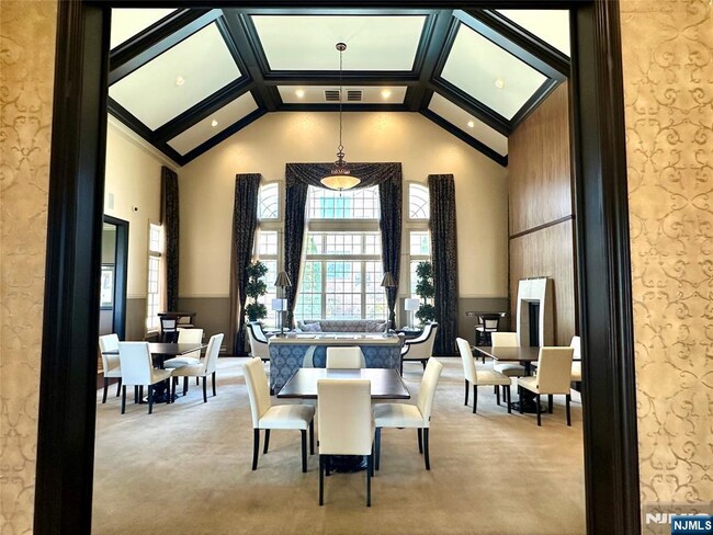 Building Photo - 2308 The Plaza