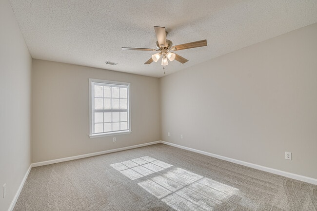 Building Photo - 4028 Calypso Dr