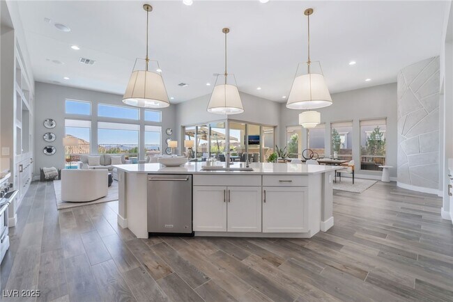 Building Photo - 3120 Greenscape Ln