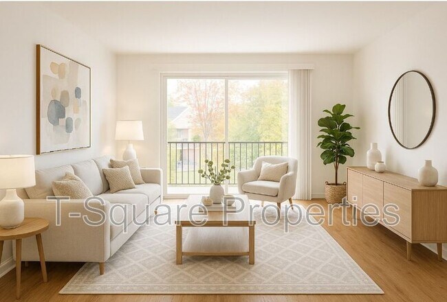 Building Photo - 325 5th Ave S