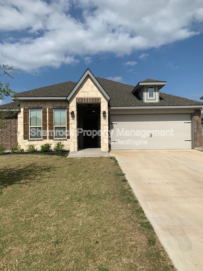 Primary Photo - 3228 Samson Dr