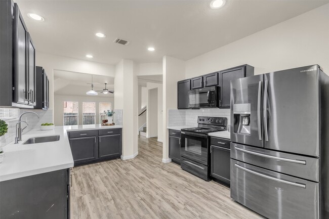 Building Photo - 3807 Springcrest Ln