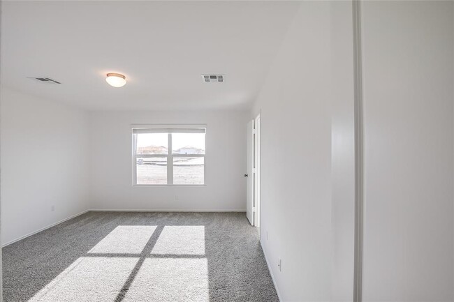Building Photo - 140 Joe Kidd Ln