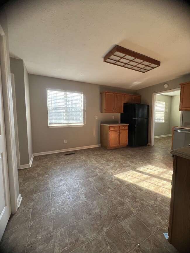 Building Photo - 1714 Dublin Ct