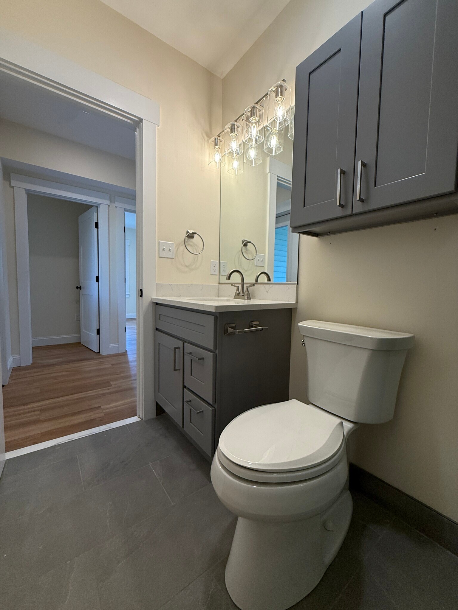 Building Photo - 14 Dorr St