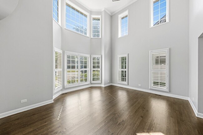 Building Photo - 544 Phillippa St