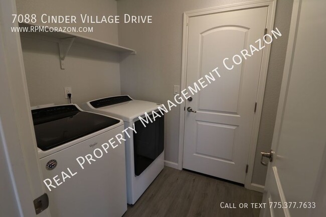 Building Photo - 7088 Cinder Village Dr
