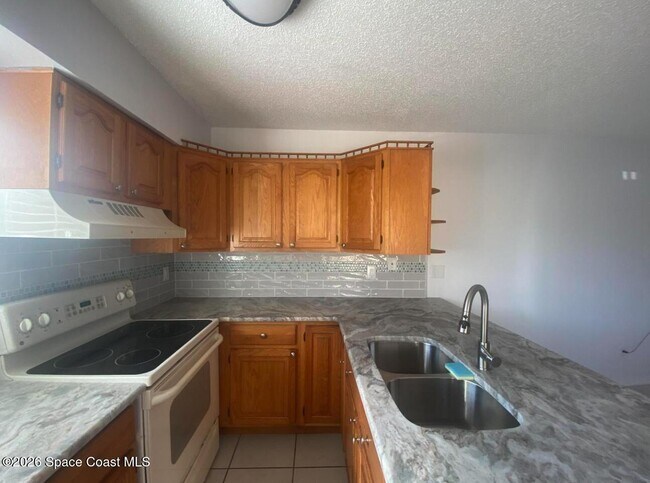 Building Photo - 4132 Bond Ave