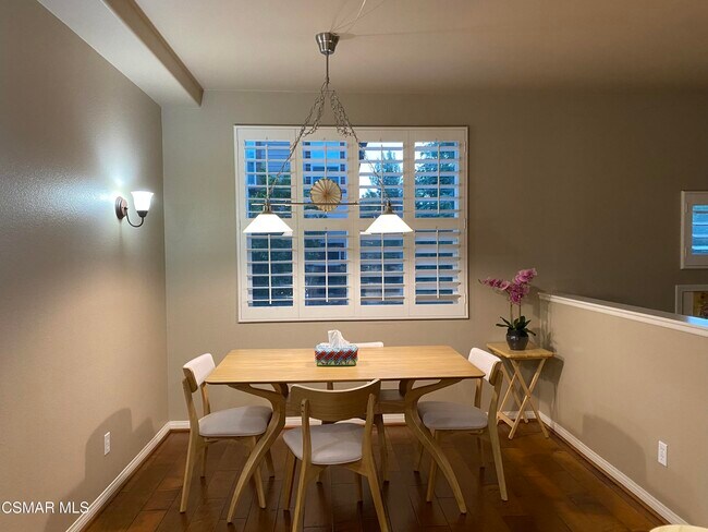 Building Photo - 730 Tennis Club Ln